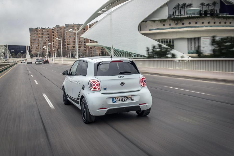  Smart EQ ForFour Edition One (W453) 2020 года  (WW) (фото 18 из 59)